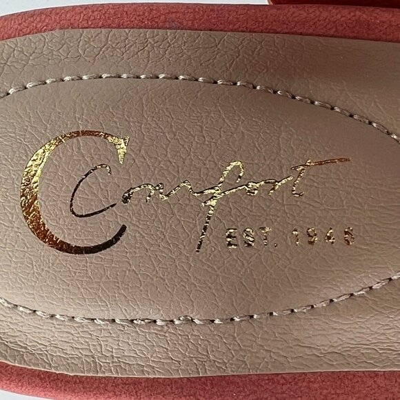 Comfort Womens Peach Criss Cross Block Heeled Size 7.5W Strappy Sandals - Picture 10 of 10